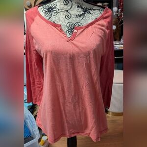 *5 For $25* Old Navy Coral Long Sleeve Tee